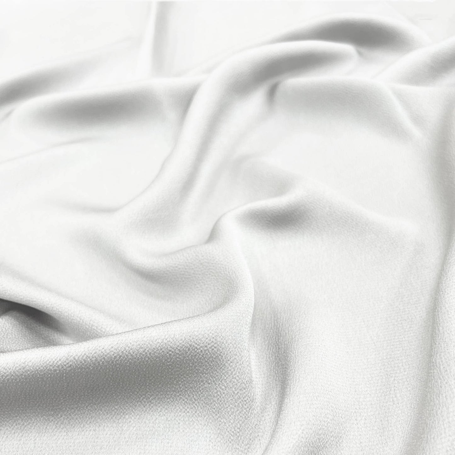 Grain Satin :  White